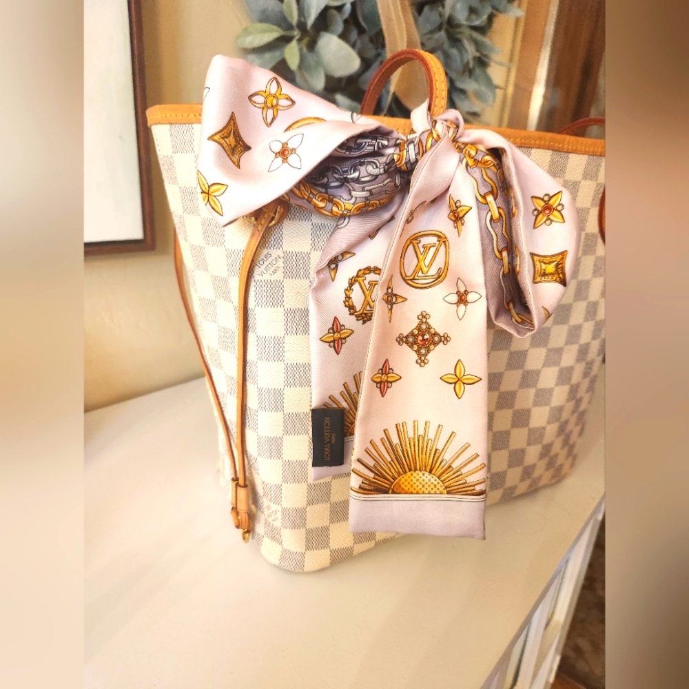 Authentic Louis Vuitton Damier Azur Neverfull MM without twilly